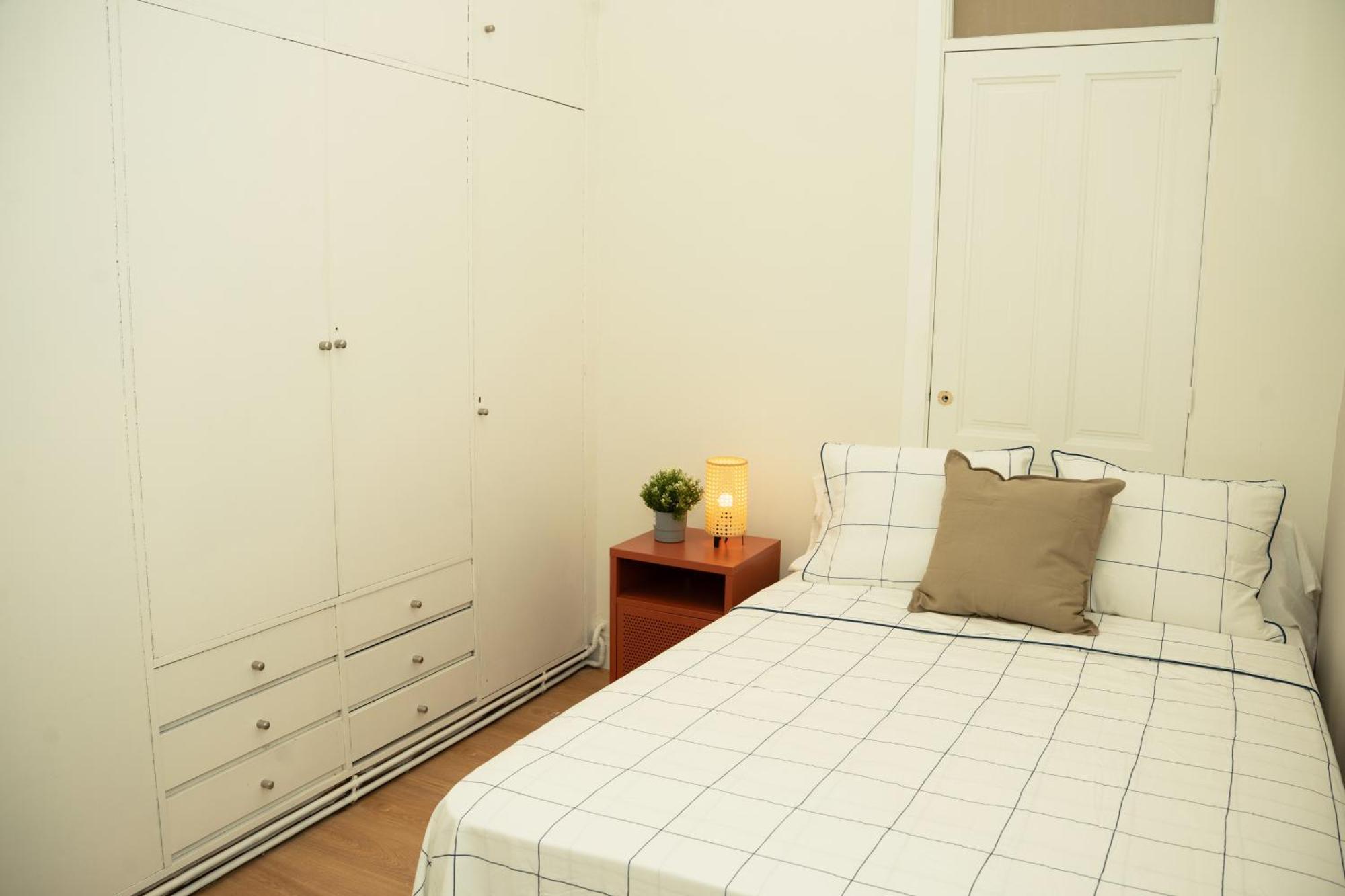 San Andres Street, Private Rooms — Photos 1